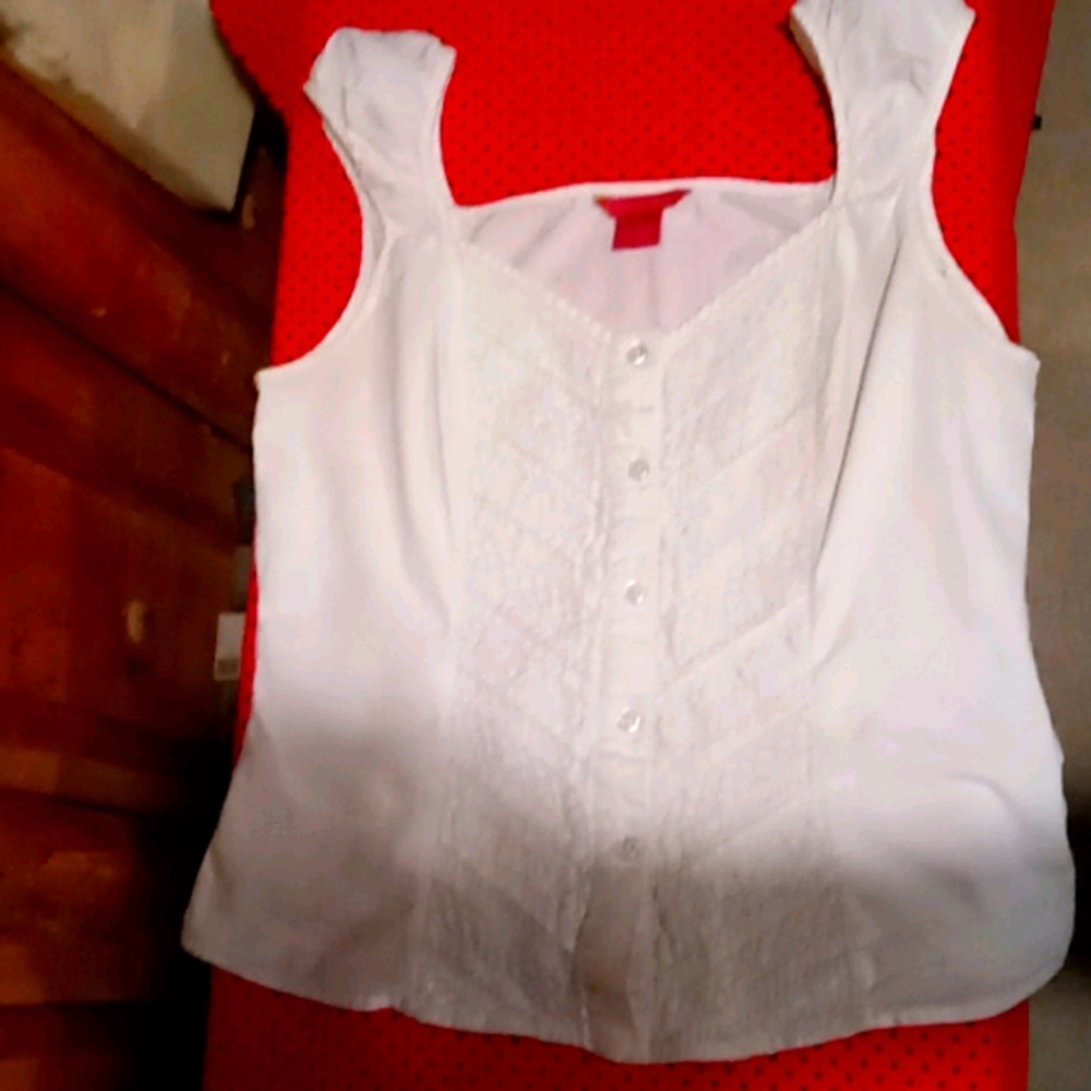 Sunny Leigh Sleeveless Blouse